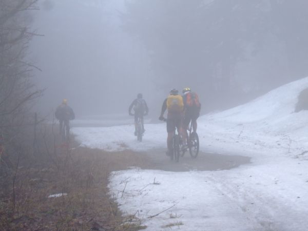 ...ne nous empêche pas de continuer!