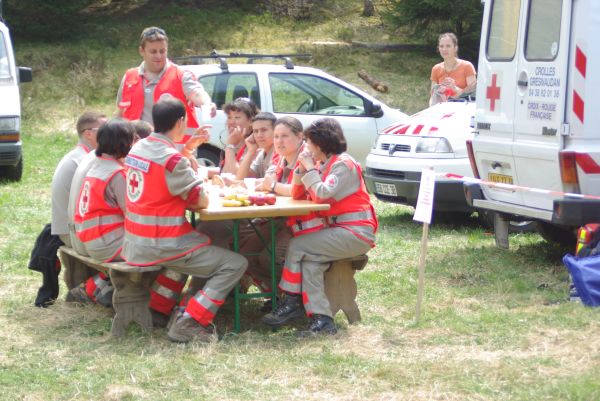 L'équipe des secouristes.