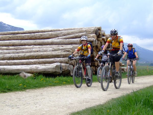 Amélie, William, Babeth et Sylvie.