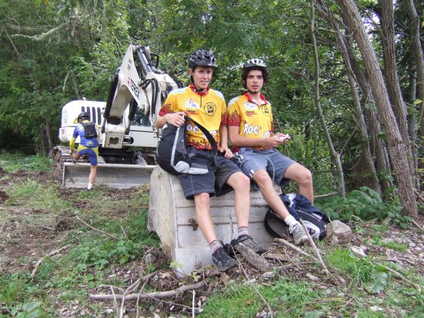 Valentin et Arnaud.La pause. Valentin et Arnaud.La pause.
