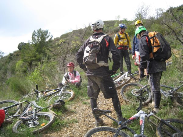 ....pendant que les pilotes patientent