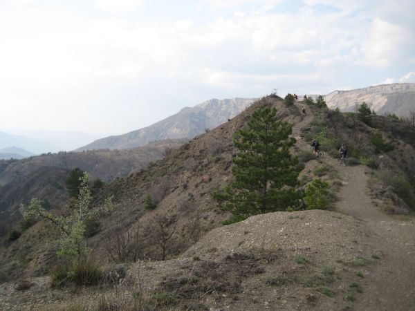 ...et nous avançons toujours!