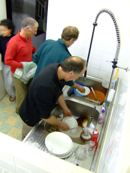 Et avant d'aller au lit, la vaisselle!