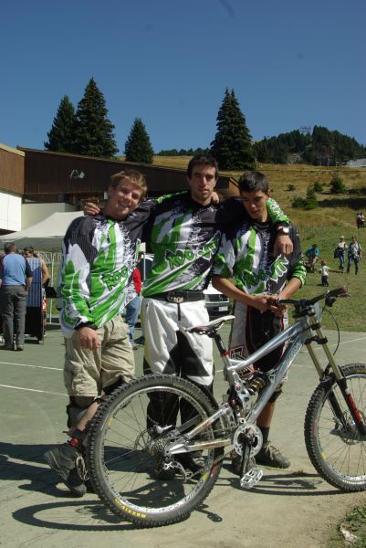 Sont magnifiques les maillots du ROC!