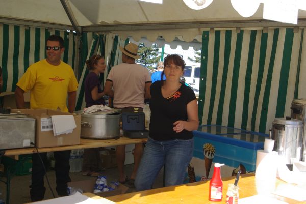 ..les bénévoles au service aussi...