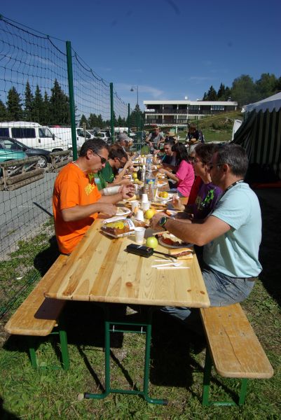...qui permettra à tous de se restaurer parfaitement.