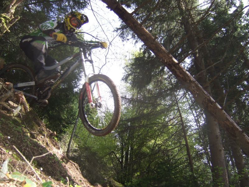 ...a demandé, après avoir reçu le feux vert de la commune,beaucoup d'huile de coude...